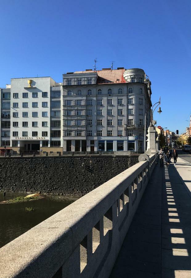 Apartman Mrakodrap Plzeň Eksteriør bilde